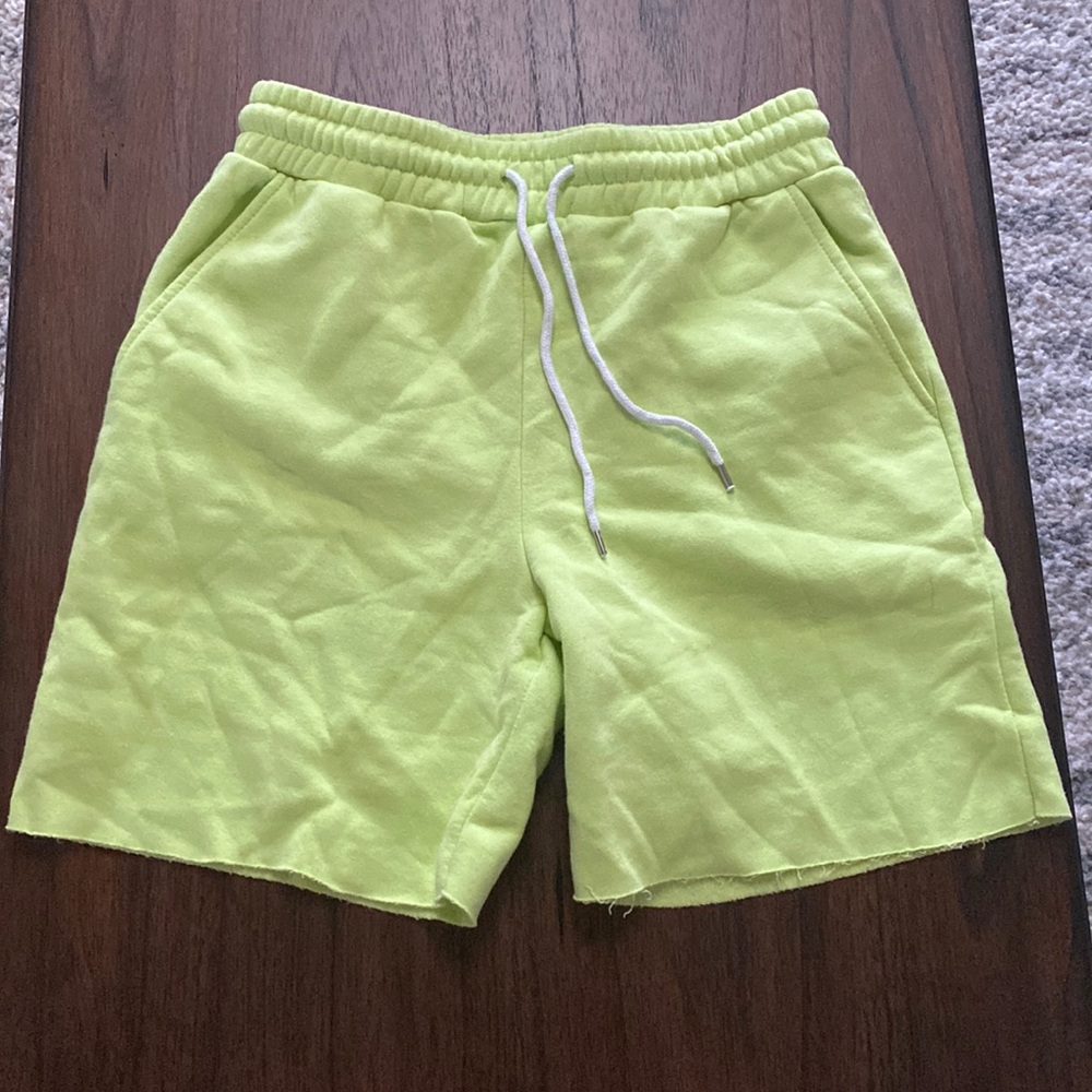 Yellow sweat shorts Forever 21